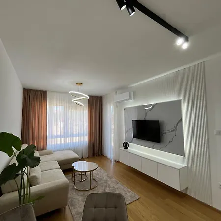 Gold Panorama 27 公寓 巴尼西卢卡